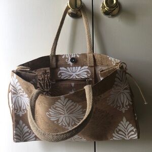 Nice tote bag size medium